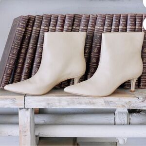 NWOT Cream Ankle Boots